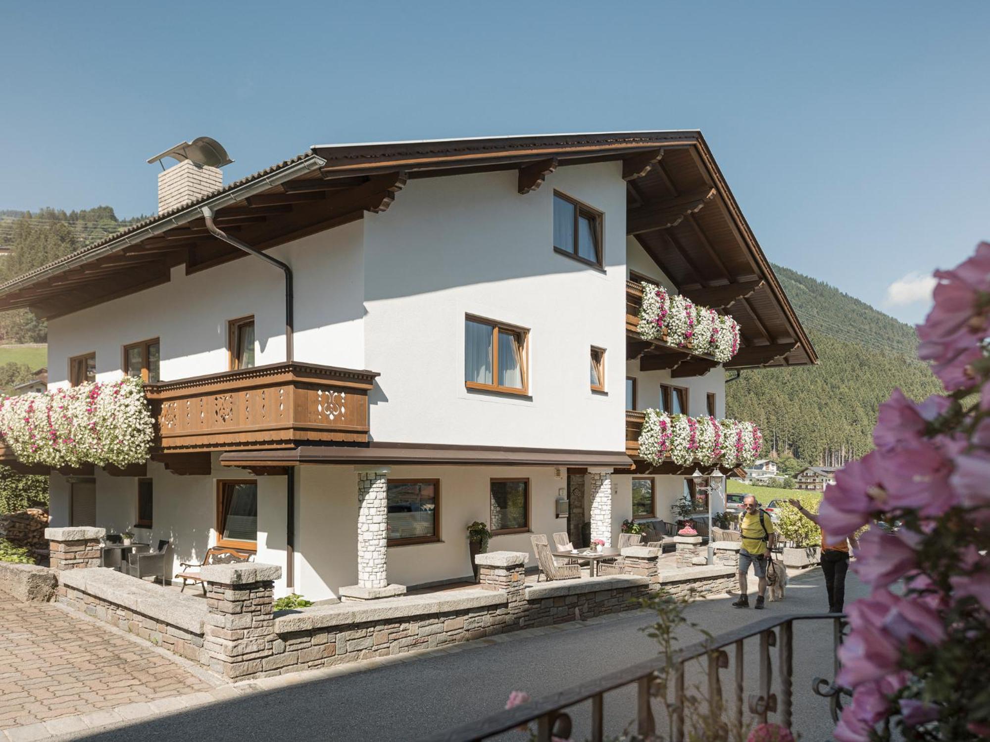 Hotel Haus Christine Ried im Zillertal Exterior foto